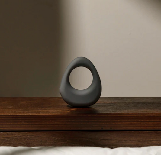 BAND - Elegant 5 Speed Vibrating Ring