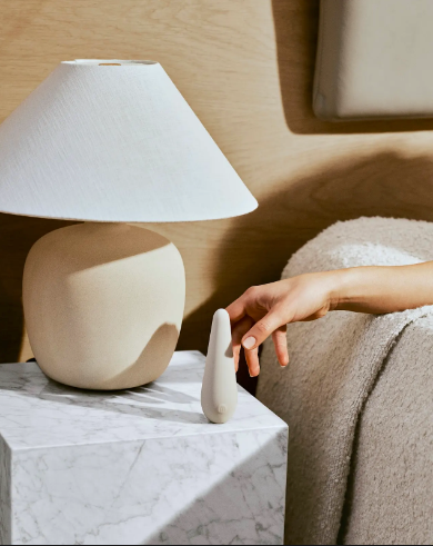 VIBE - Elegant and Discreet External Vibrator