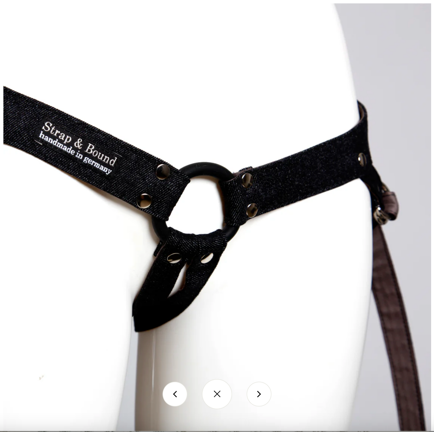STRAP and BOUND - A Gorgeous Harness