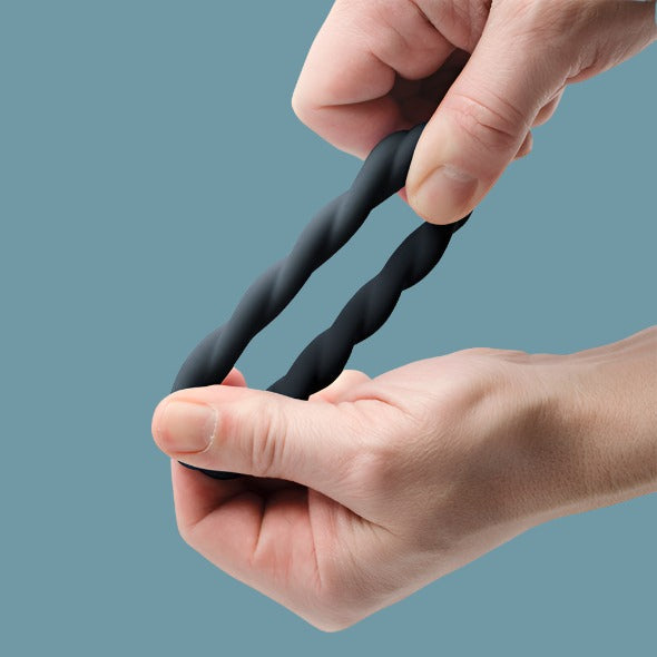 TWIST - Soft, Smooth and Stretchy Cock Ring