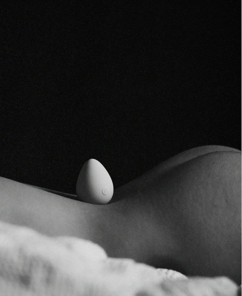 DROP - Luxurious Palm-Sized Massager