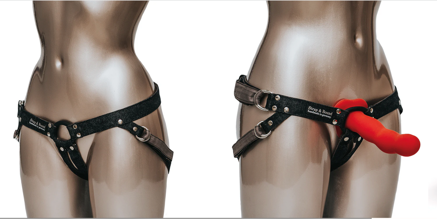 STRAP and BOUND - A Gorgeous Harness