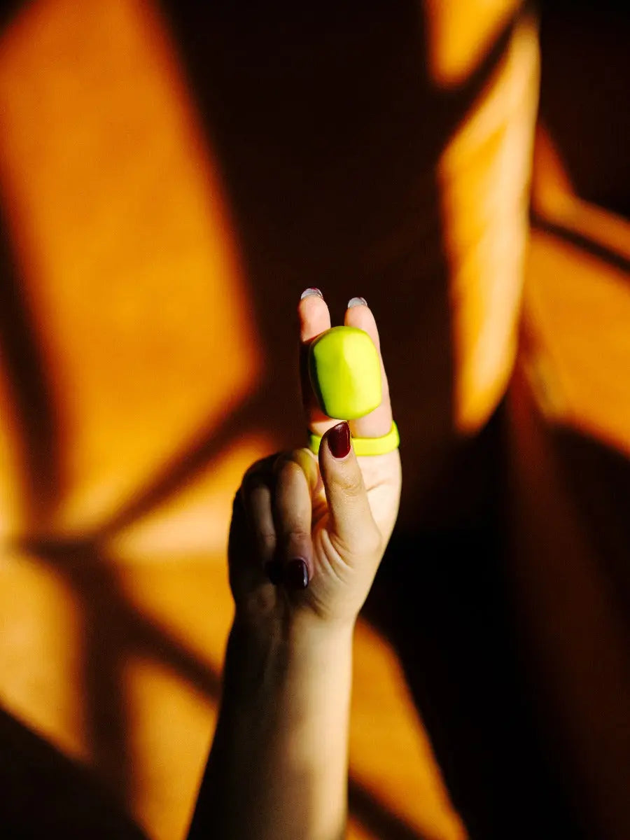 FIN - Finger Vibrator